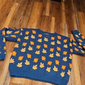 Source Unknown Leaf Patterned Sweater in Blue and Orange